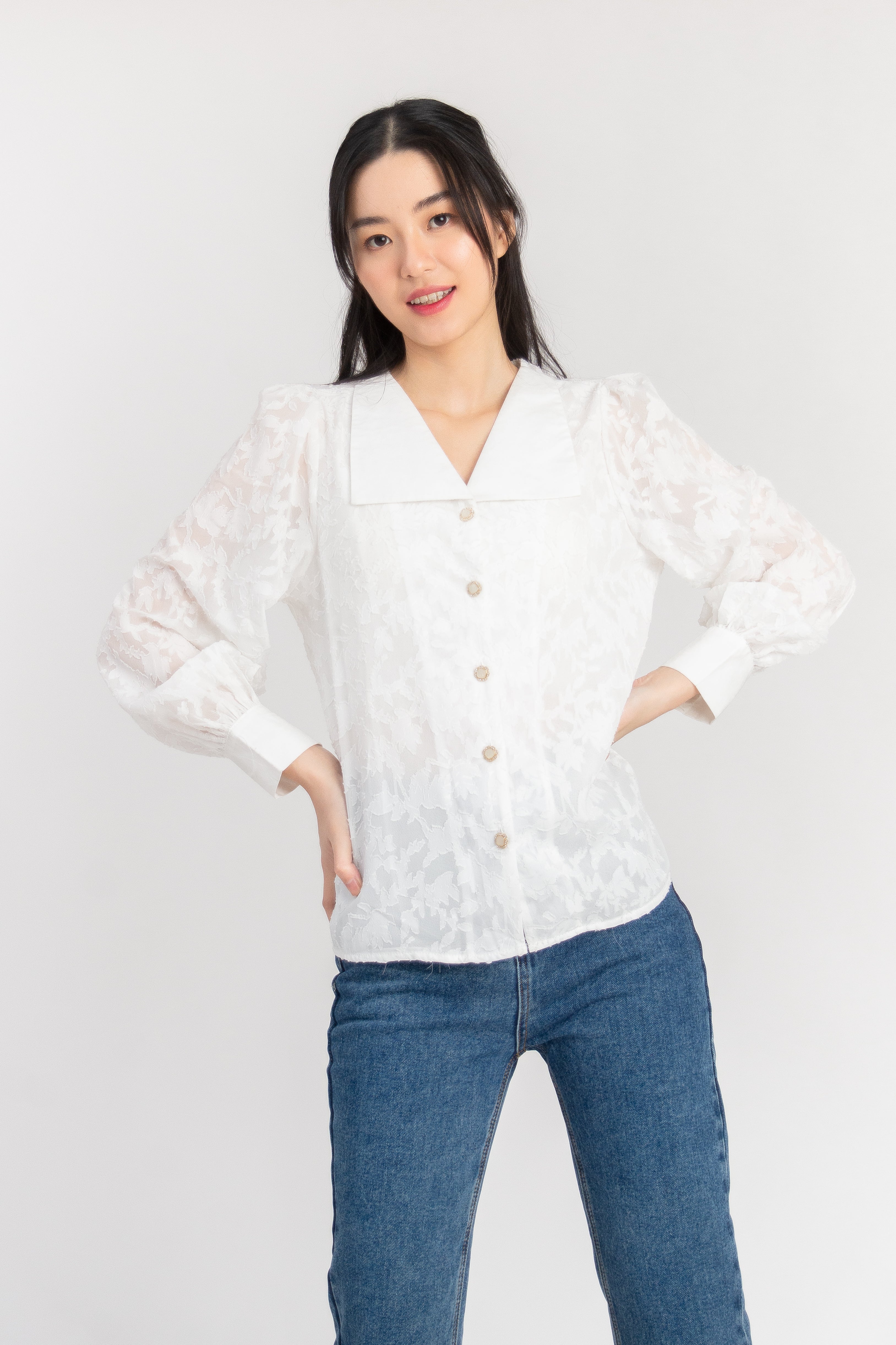 Alessa Broderie Button Down Top