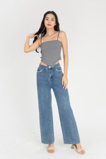 Load image into Gallery viewer, Rosanne Blue Denim Jeans
