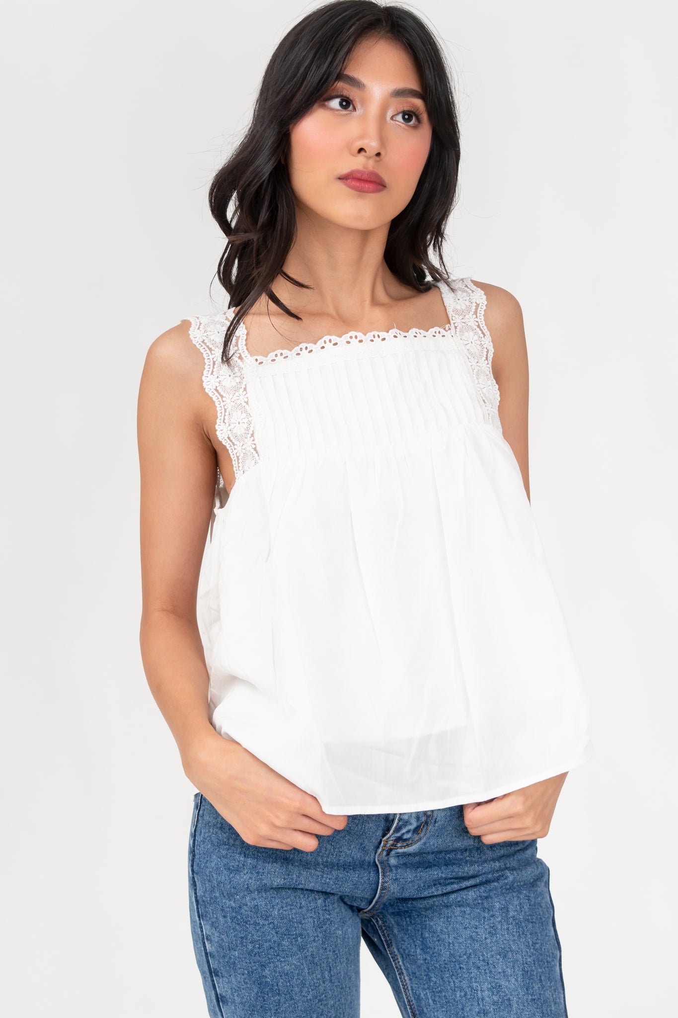 Skylar Square Neck Sleevless Top