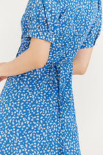 Load image into Gallery viewer, Madie Blue Floral Midi Dress
