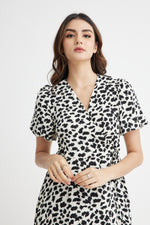 Load image into Gallery viewer, Jacylie Midi Wrap Dress in Black
